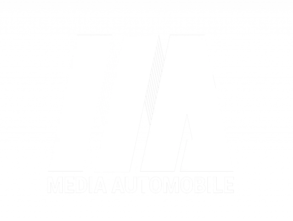 Media Automobile Logo in Weiß mit Text